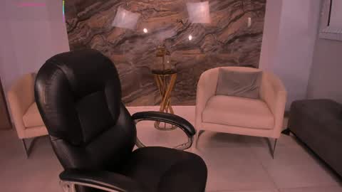 K A T E  online show from 04-25-26, 01:41