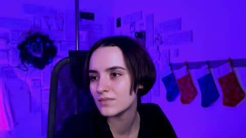 Snapshot of katewillows chatting on 12-16-25, 08:19 katewillows online show from 12-16-25, 08:19