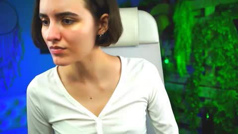 katewillows online show from 03-10-26, 08:30