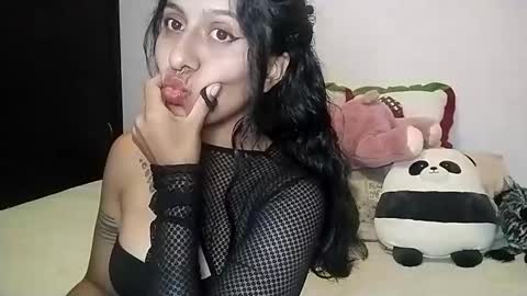 Katey  online show from 12-14-24, 04:23