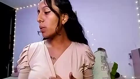 Katey  online show from 01-17-25, 05:42