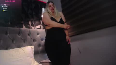 Cute online show from 06-12-26, 12:26
