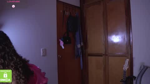 Katerine online show from 10-26-25, 11:31