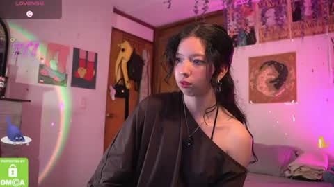 Snapshot of kathc_19 chatting on 06-21-26, 01:41 Katerine online show from 06-21-26, 01:41
