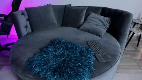 KATHE ANDERSON online show from 01-17-26, 11:59