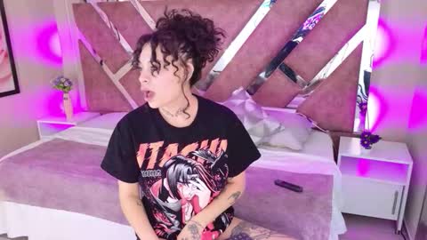 KatheGomez  online show from 03-25-26, 02:17