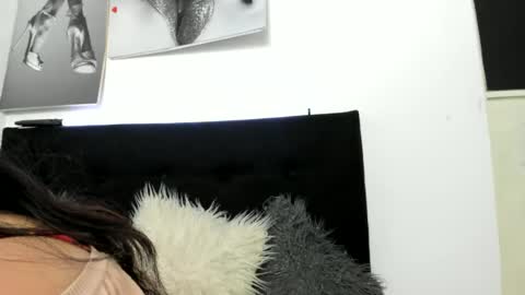 Snapshot of katherine_blair chatting on 06-29-26, 01:00 katherine_blair online show from 06-29-26, 01:00