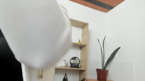 Snapshot of katherine_blair chatting on 07-15-26, 12:10 katherine_blair online show from 07-15-26, 12:10