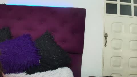 Snapshot of katherine_blair chatting on 07-29-26, 12:03 katherine_blair online show from 07-29-26, 12:03