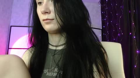 Snapshot of katherine_johnson chatting on 01-09-25, 08:34 katherine_johnson online show from 01-09-25, 08:34