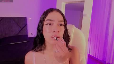 Snapshot of katherine_rosse01 chatting on 06-30-26, 04:24 katherine rosse01 online show from 06-30-26, 04:24