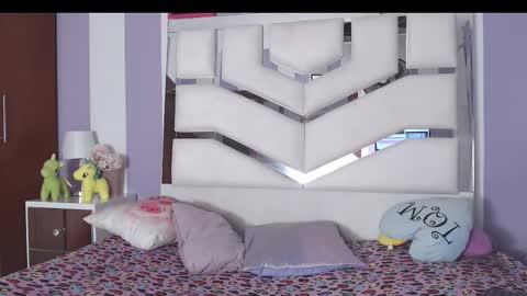 Snapshot of katherinolivares chatting on 10-29-25, 03:53 Katherin online show from 10-29-25, 03:53