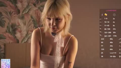 Bella online show from 03-25-26, 06:36