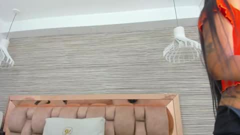 Snapshot of kathia_dumons_ chatting on 12-16-25, 11:59 KATHIA online show from 12-16-25, 11:59