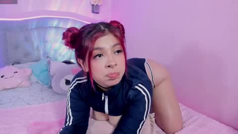 Snapshot of kathia_saenz chatting on 01-19-25, 02:49 Kathia  online show from 01-19-25, 02:49