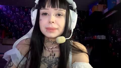 Luna online show from 03-08-26, 03:16