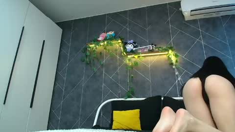 KathrineBerry online show from 05-11-26, 09:48