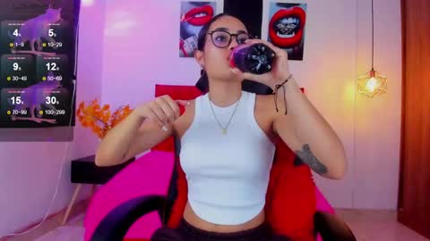Snapshot of kathy_sc chatting on 12-27-24, 08:50 Kate 3 - INSTAGRAM Kathy sc94 online show from 12-27-24, 08:50