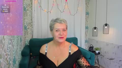 Snapshot of kathy_sunn chatting on 01-05-25, 01:26 Kathy online show from 01-05-25, 01:26