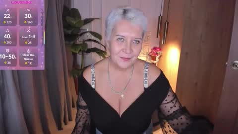 Snapshot of kathy_sunn chatting on 10-26-25, 03:29 Kathy online show from 10-26-25, 03:29