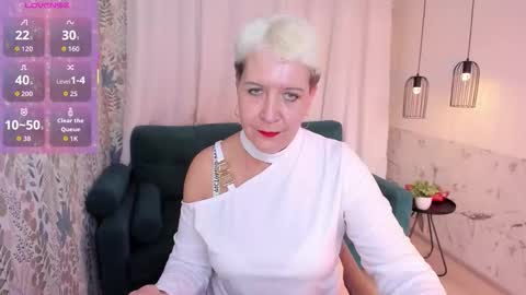 Snapshot of kathy_sunn chatting on 03-14-26, 01:05 Kathy online show from 03-14-26, 01:05