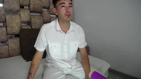 Kaht y Aiden online show from 02-13-26, 07:43