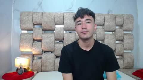 Kaht y Aiden online show from 04-22-26, 12:50