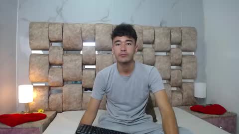 Kaht y Aiden online show from 07-18-26, 04:22