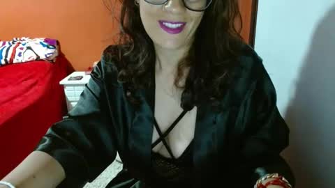 Snapshot of katia_love69 chatting on 03-03-25, 05:20 Katia Love69 online show from 03-03-25, 05:20