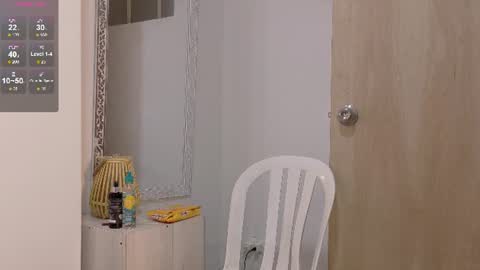 Snapshot of katia_rose23 chatting on 07-17-26, 07:30 . . KATIA . . online show from 07-17-26, 07:30