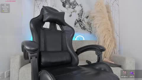 Katiafoster online show from 03-11-26, 12:22