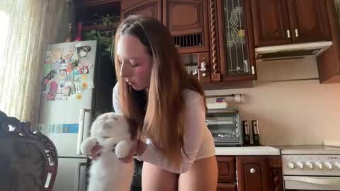 Katienext stream  online show from 11-24-25, 09:42