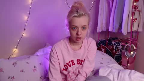 Katie Deville online show from 01-18-26, 06:55