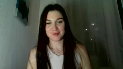 katie_foxi online show from 12-22-25, 07:44