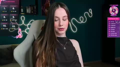 Snapshot of katie_taylorr chatting on 10-26-25, 02:50 Katie online show from 10-26-25, 02:50