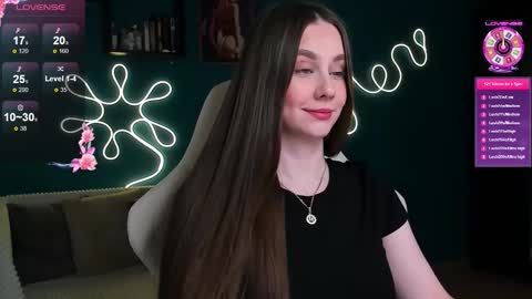 Snapshot of katie_taylorr chatting on 11-02-25, 10:12 Katie online show from 11-02-25, 10:12