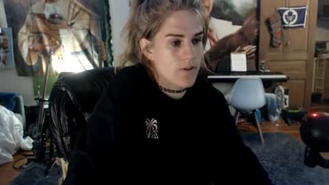 Katie online show from 06-25-26, 03:28