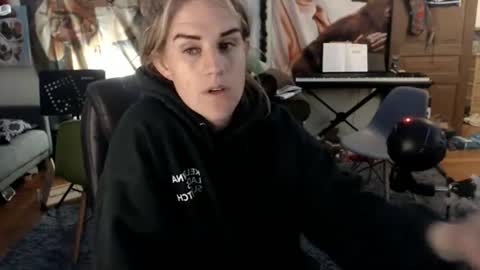 Katie online show from 07-29-26, 04:32