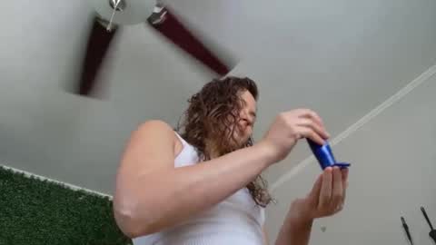 Kate online show from 01-21-25, 04:05