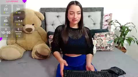 Follow Instagram katikloving online show from 08-09-26, 04:06