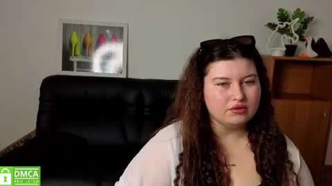 Katina online show from 07-17-26, 05:51