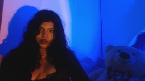 Snapshot of katiuskaxoxo chatting on 05-17-26, 03:59 Katiuska online show from 05-17-26, 03:59