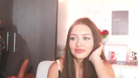 Snapshot of katlyn_martins chatting on 06-03-26, 06:13 K A T L Y N online show from 06-03-26, 06:13
