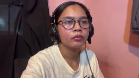 Lily online show from 05-27-26, 02:25
