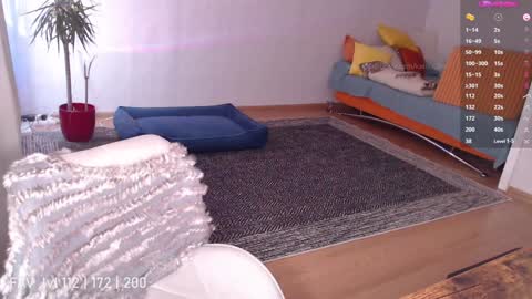 Snapshot of katrin_fox chatting on 02-08-25, 11:01 pvt open online show from 02-08-25, 11:01