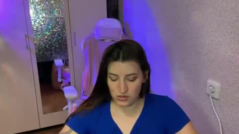   naked in pvt show 100 tk online show from 03-06-26, 06:37