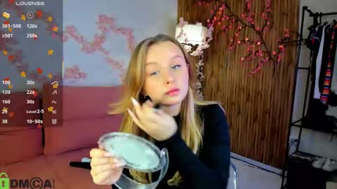 Snapshot of katrina_bail chatting on 11-03-25, 01:08 Katrina Bail online show from 11-03-25, 01:08