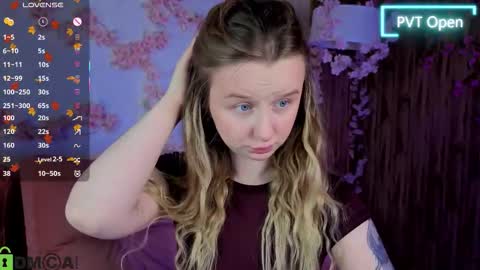 Snapshot of katrina_bail chatting on 11-15-25, 12:30 Katrina Bail online show from 11-15-25, 12:30