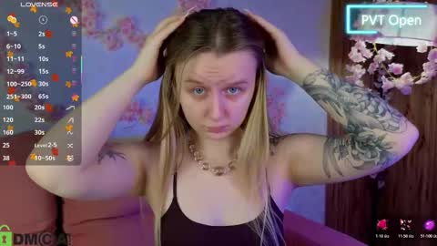 Snapshot of katrina_bail chatting on 11-22-25, 01:15 Katrina Bail online show from 11-22-25, 01:15