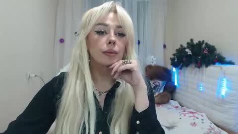 katrinacharm online show from 12-16-25, 08:03